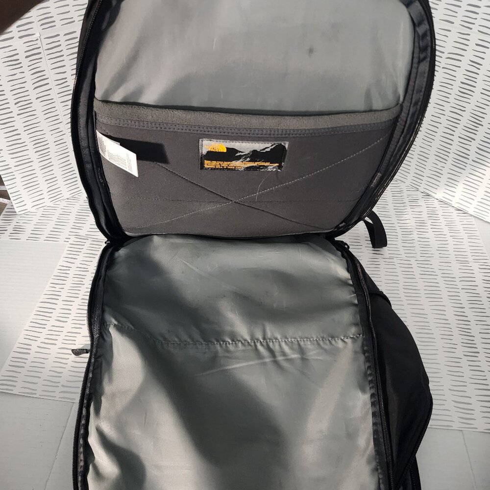 The North Face Router Flexvent Backpack - Picture 10 of 14